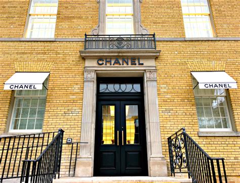 chanel bloor flagship|CHANEL Opens Impressive Canadian Flagship [Photos] .